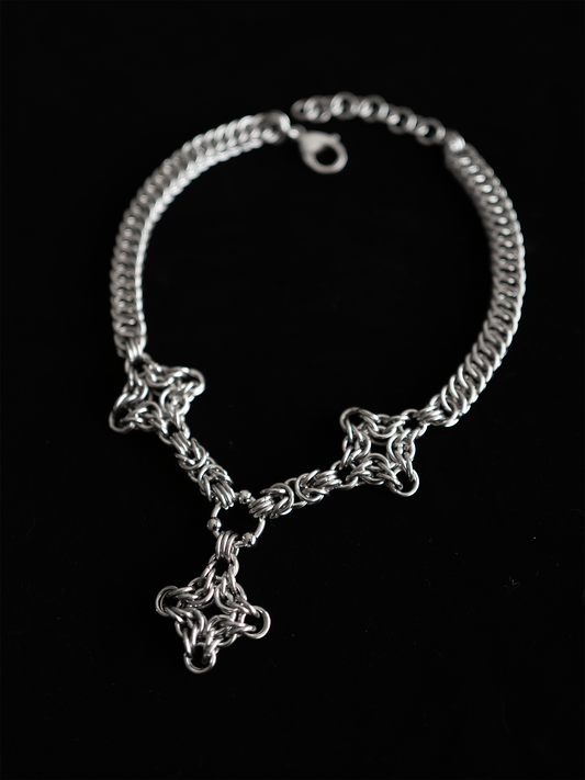 Trinity necklace