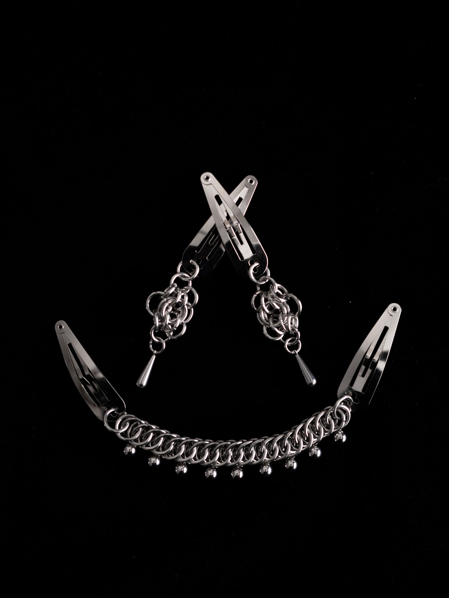 Lover's eye hair clip