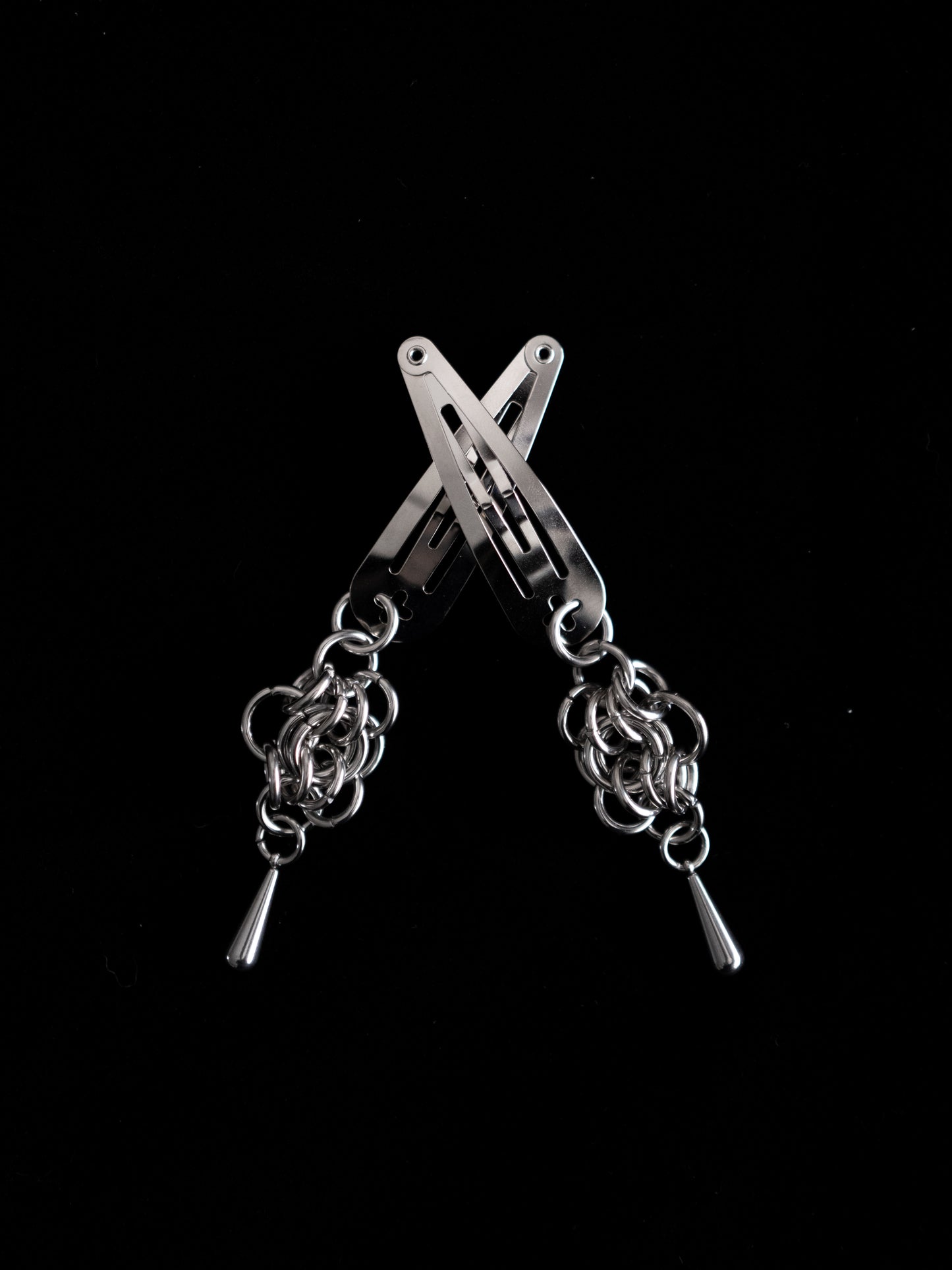 Lover's eye hair clip
