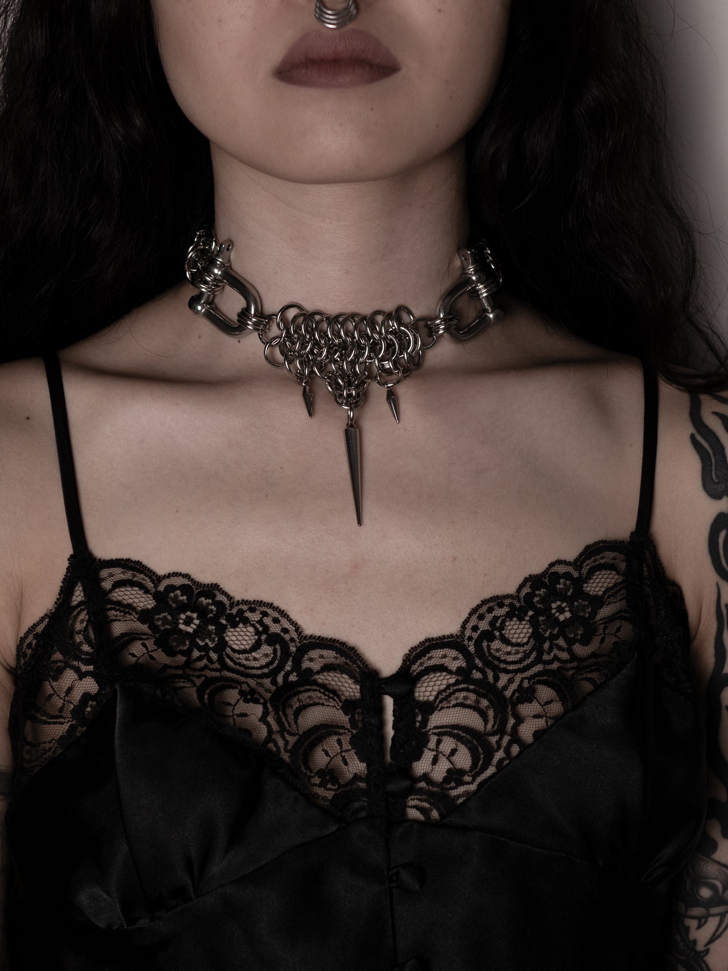 Spike choker