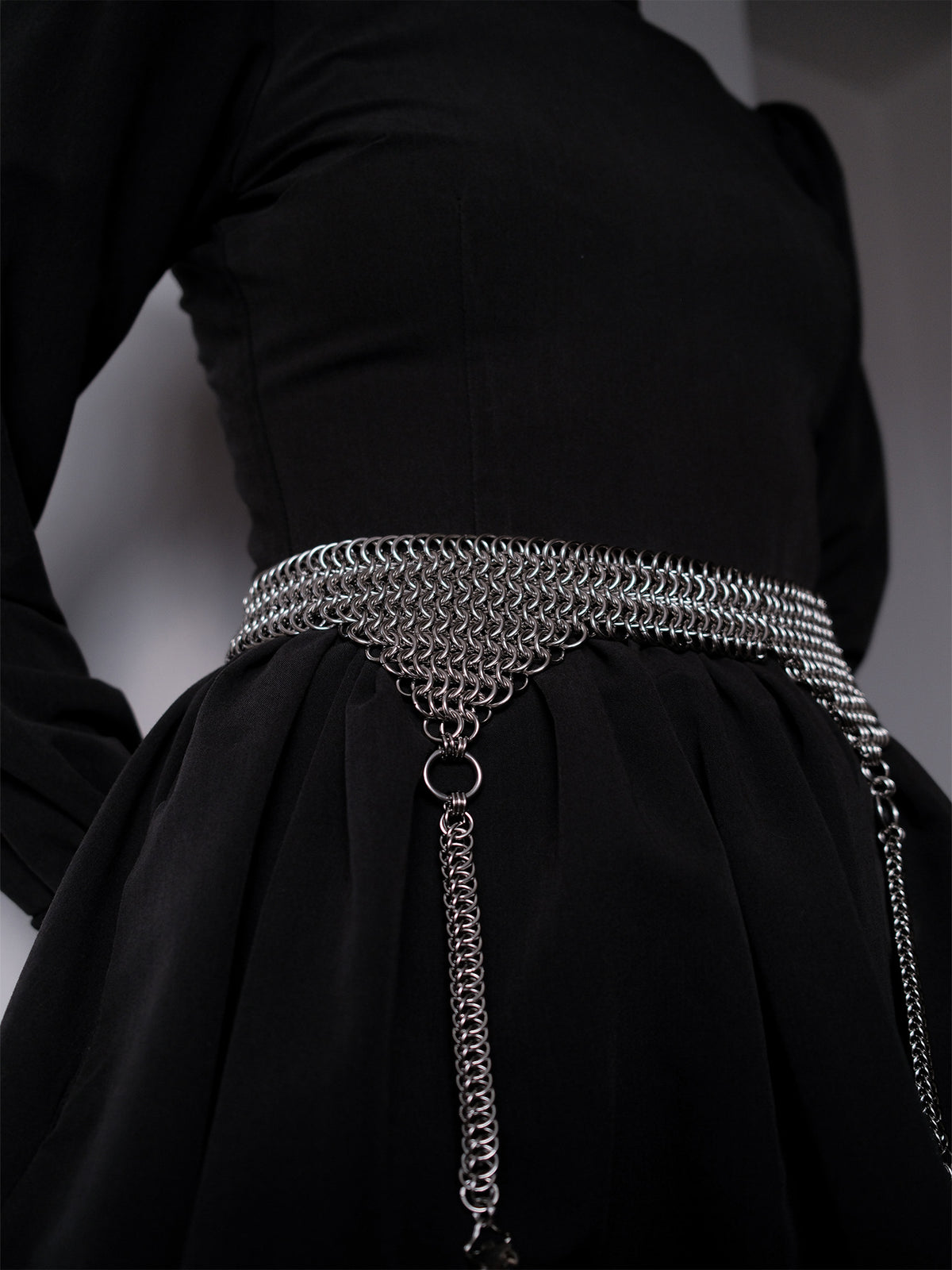 Liminal garter belt