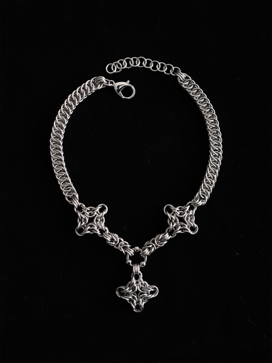 Trinity necklace